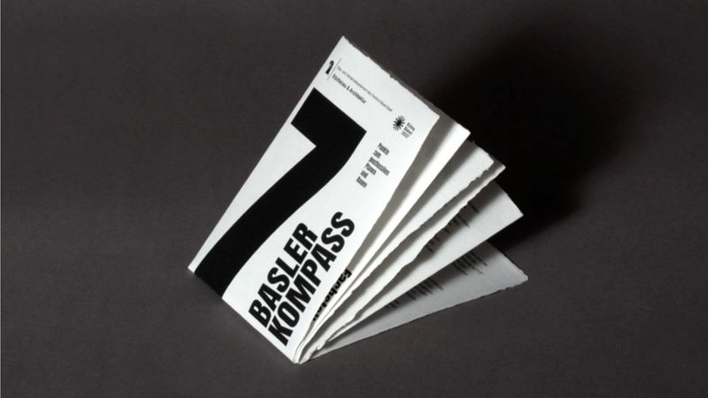 Basler Kompass - 7 Punkte zum postfossilen Planen und Bauen – Basler Kompass - Leporello – Bau- und Verkehrsdepartement des Kantons Basel-Stadt, Städtebau & Architektur